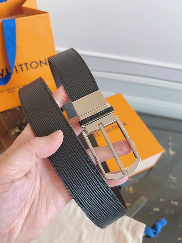 ルイヴィトンベルト全体デザイン